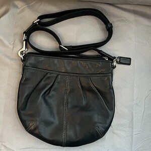 Coach Leather Strap Soho Swingpack Full Grain Crossbody Pleated Detail, Black
